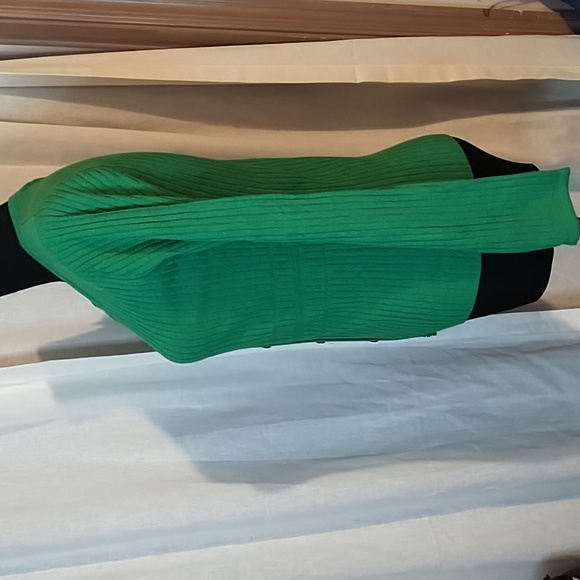 Mac and Jac green cardigan sweater size Small NWT - Picture 2 of 8